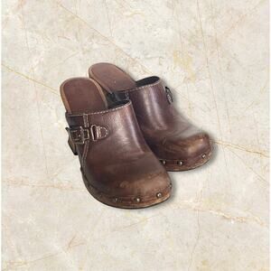 MIA Wooden Clogs Mules Y2K Brown Distressed Leather Size 7 Chunky Heel